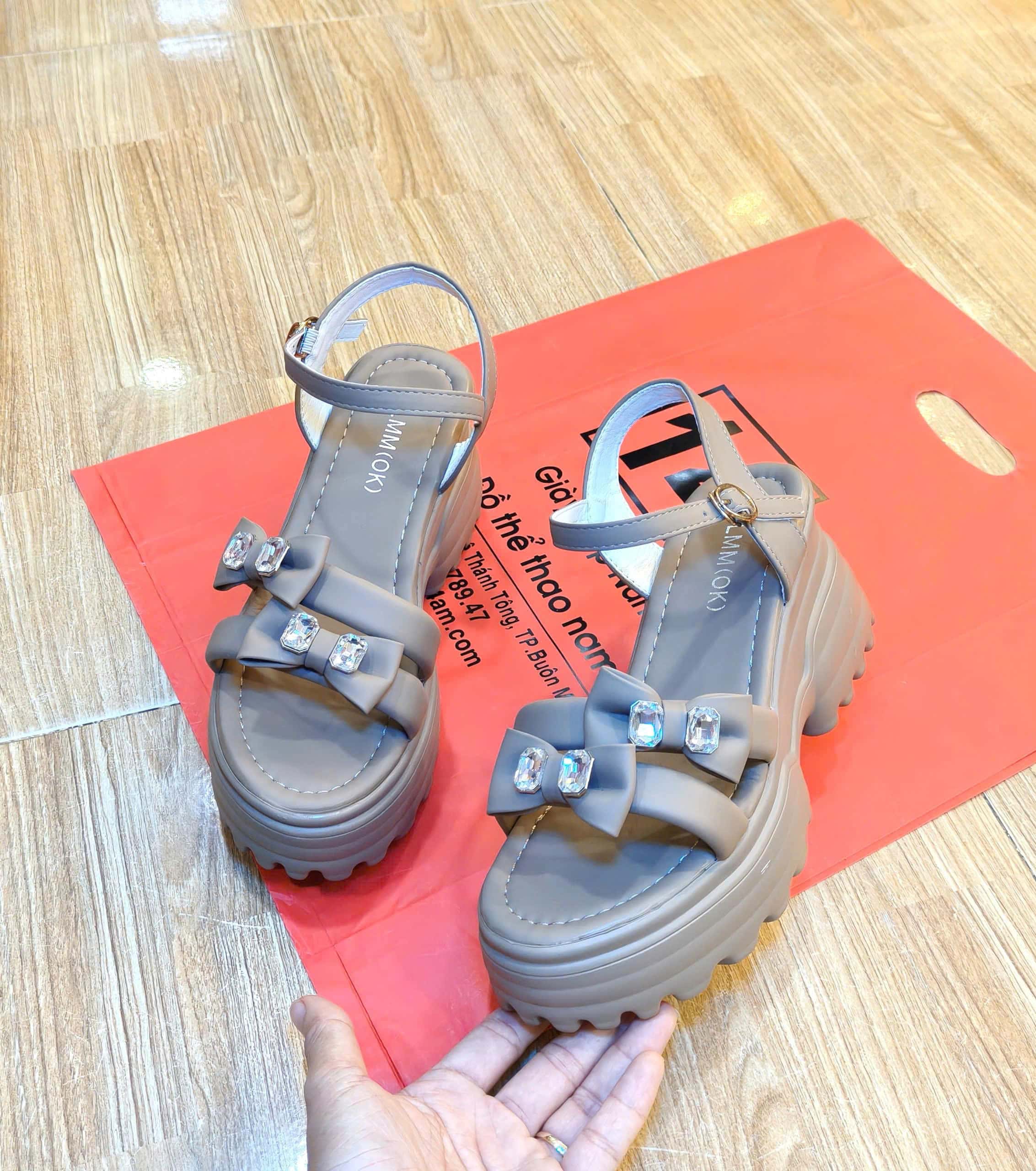 z7299419739580_99e51ec0146287682b64df4df5925b32